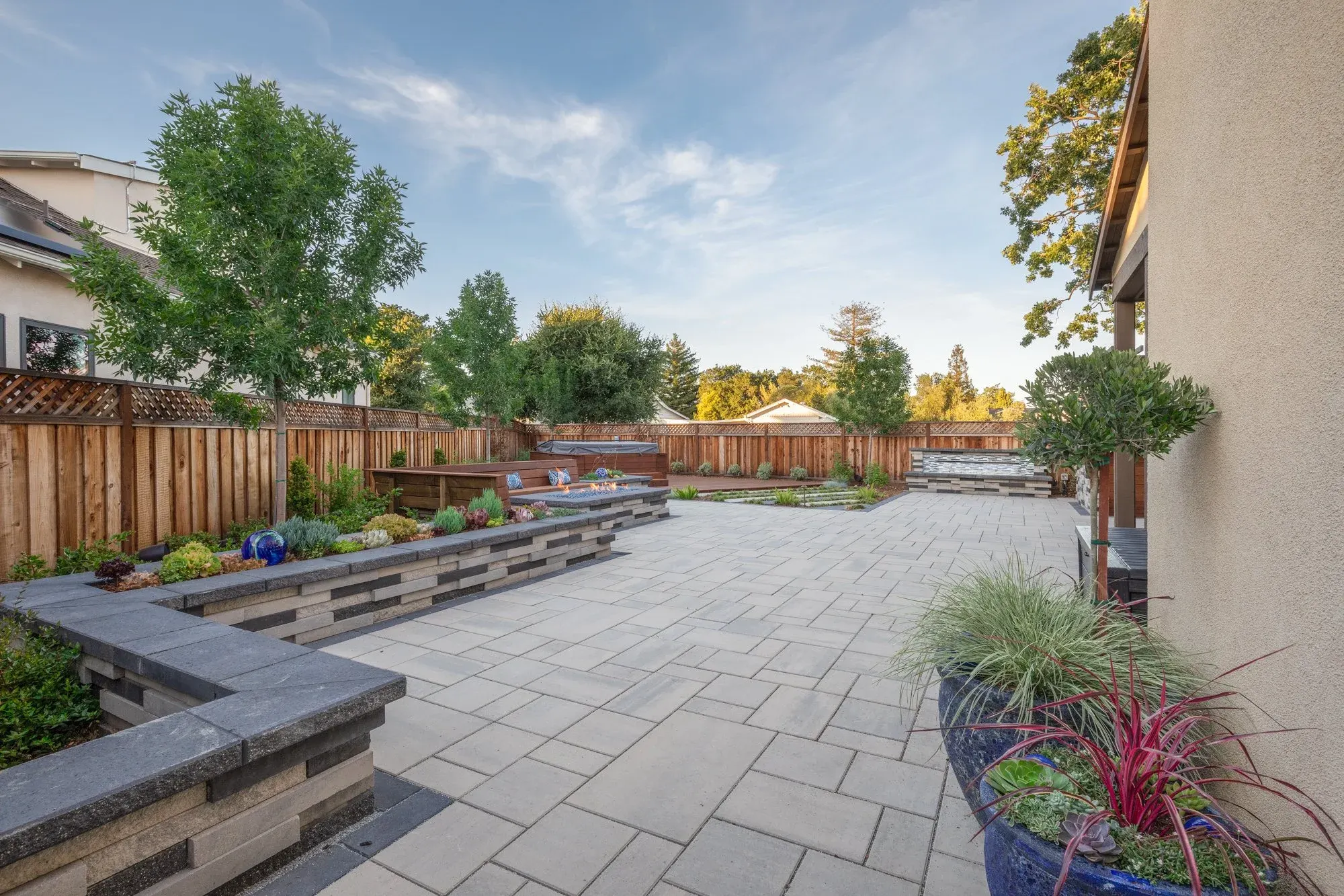 Paver patio with raised planters